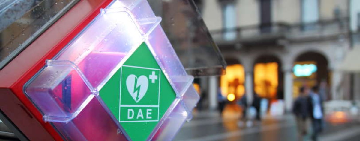 Infarto, uomo muore in farmacia: Procura indaga su manutenzione defibrillatore